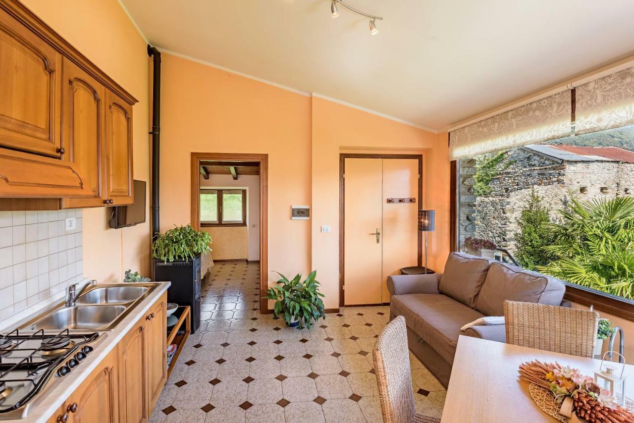Casa Cinzia Apartment Gravedona Bagian luar foto